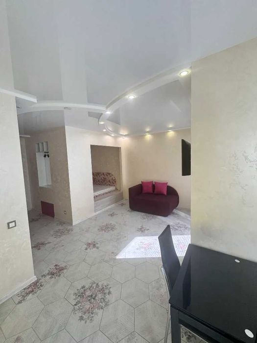 Оренда яскравої квартири-студії в ЖК "Набережний квартал"