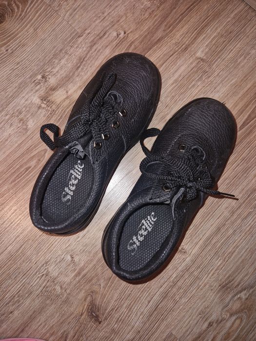 Buty półbut bezpieczny Profector S1P
