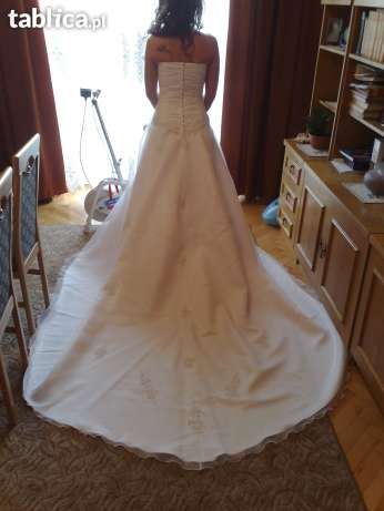 Piekna suknia slubna