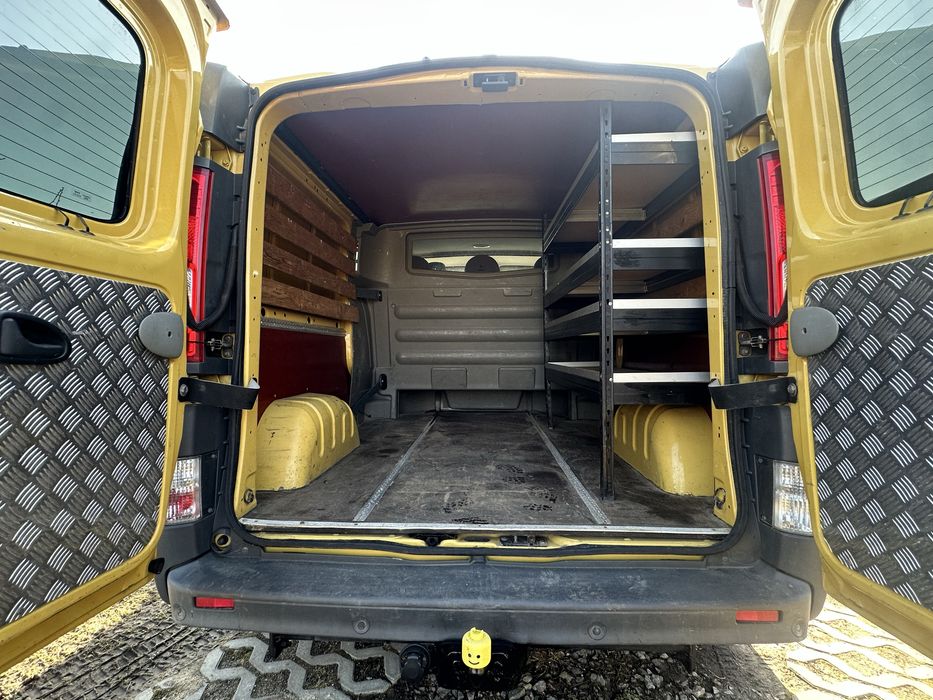 Renaut Trafic brygodówka long 2.0 115