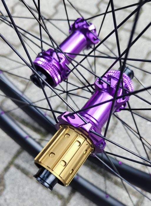 Nowe koła carbonowe gravel / szosa stożek 40mm 33/27mm 1315g