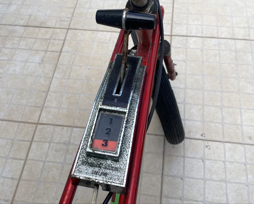 Bicicleta Vilar Catita GT chopper vermelha