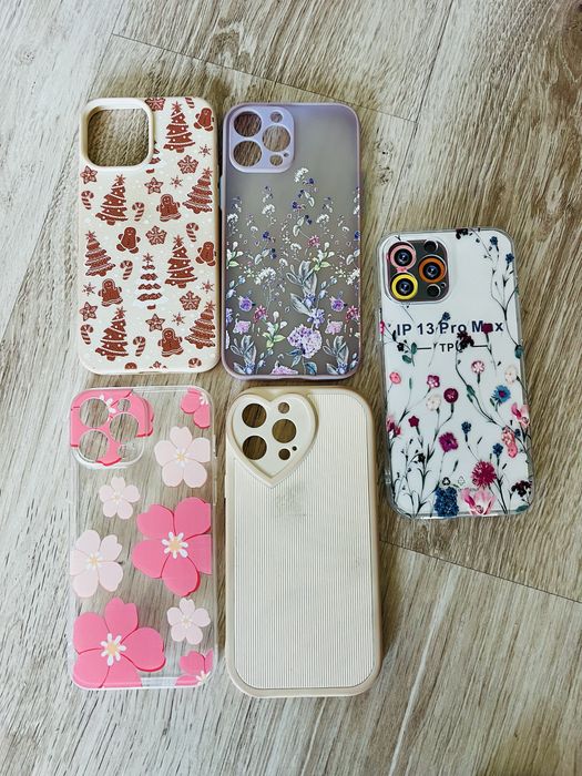 Case etui iPhone 13 Pro Max silikonowe kwiatki, serce beżowe