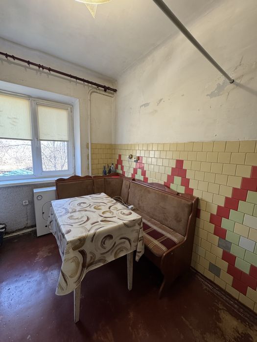 Продаж 2 кім, район Поштовий