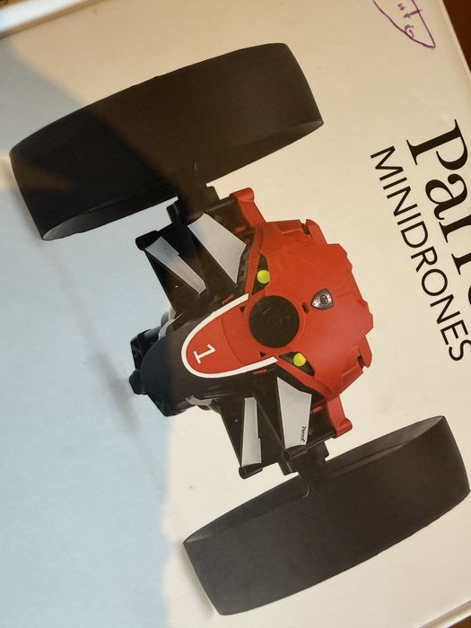 Parrot Mini Drone - Maz jumping race drone