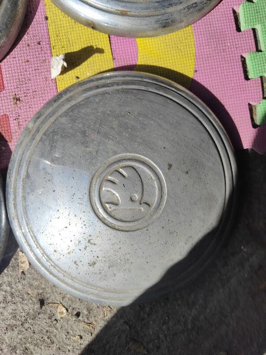 Kołpaki skoda retro