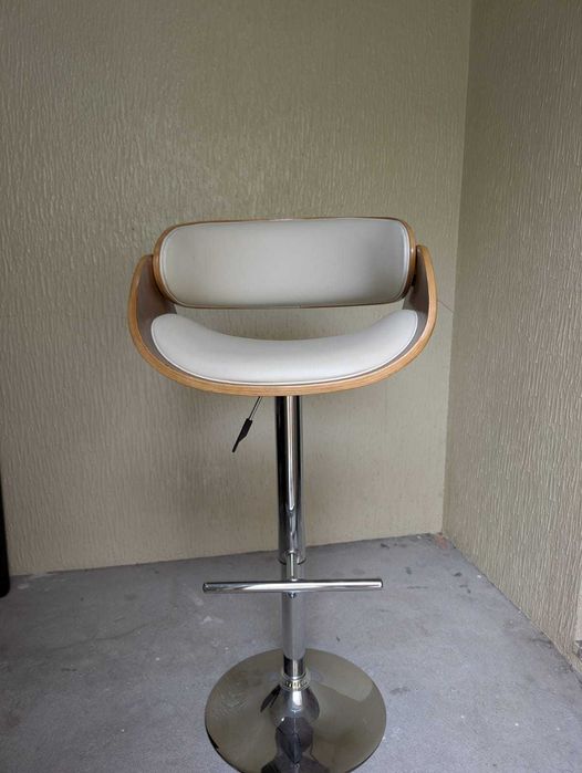 Banco de bar sólido, altura regulável