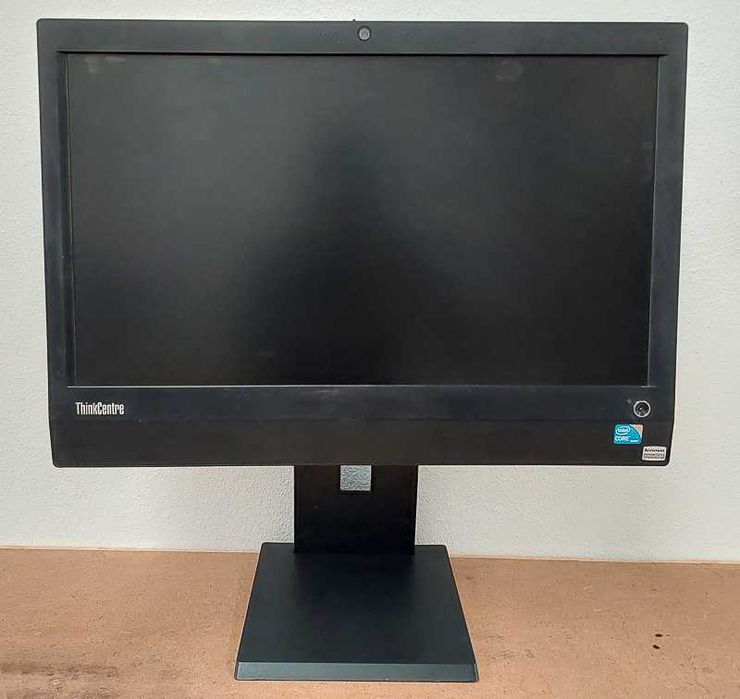 Computador all-in-one Lenovo ThinkCentre m90z