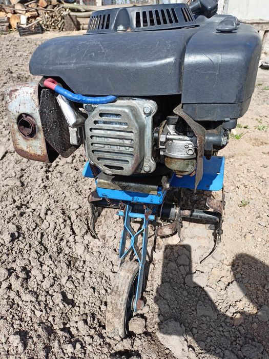 Фриза.мотофриза 4т.Обмін на причіп.до мотоблока Zubr.