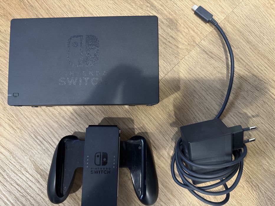 Nintendo Switch V2 super stan + gry i dodatki