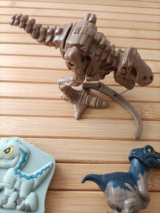 Lote de 5 dinossauros