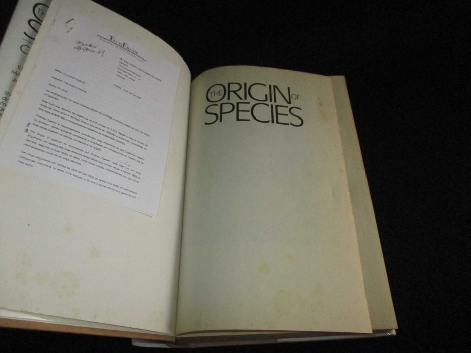 Livro The Origin of Species Charles Darwin