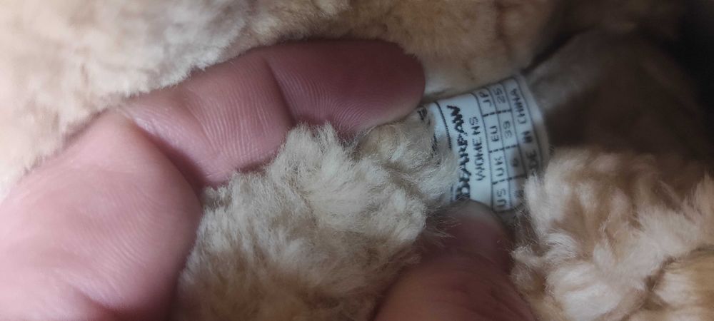 Продам угги оригинальные фирма BEARPAW размер 39
