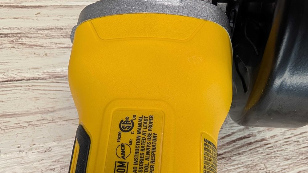 Болгарка КШМ Бесщіточна DeWalt DCG405 (Refurbished)