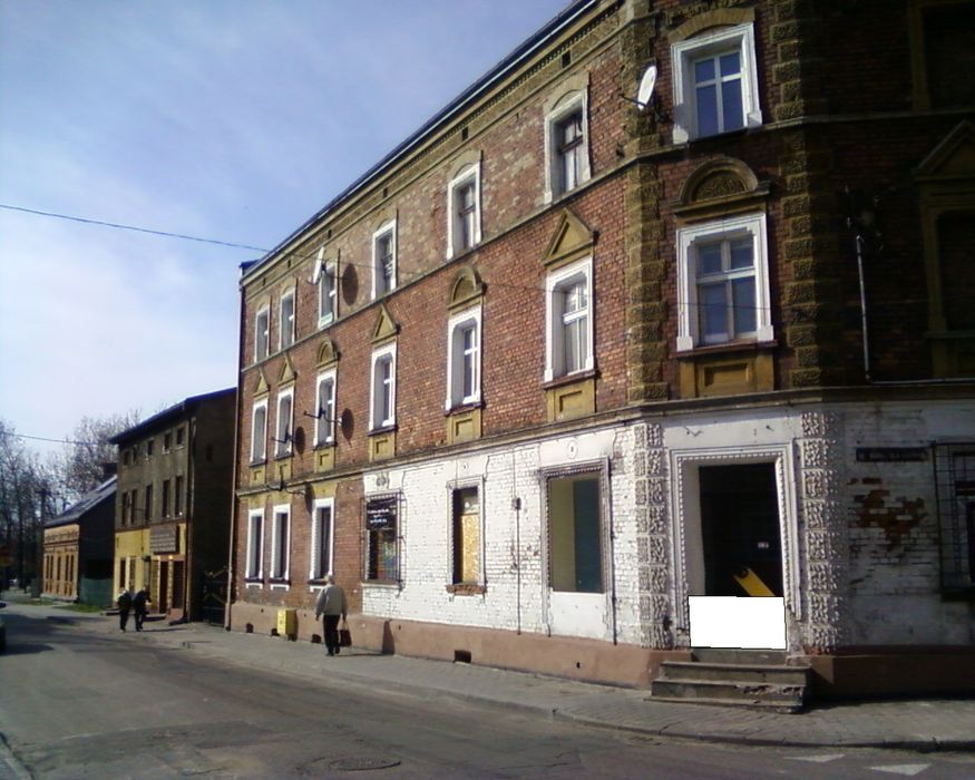 Do wynajęcia mieszkanie 3 pokoje, kuchnia i łazienka do remontu