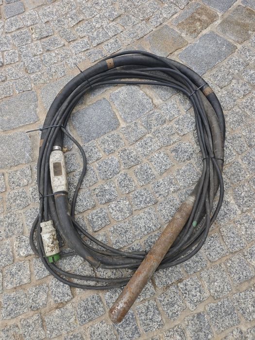 Buława wibracyjna Wacker z przetwornicą