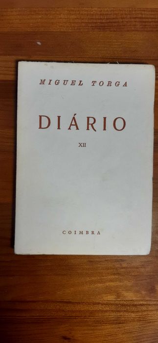 Livros antigos variados