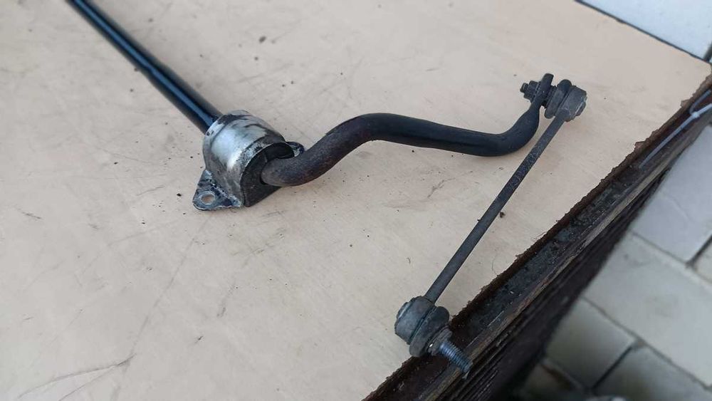 Drążek Stabilizatora BMW E46 4-Cylindry BMW E46 316i 318i 320d