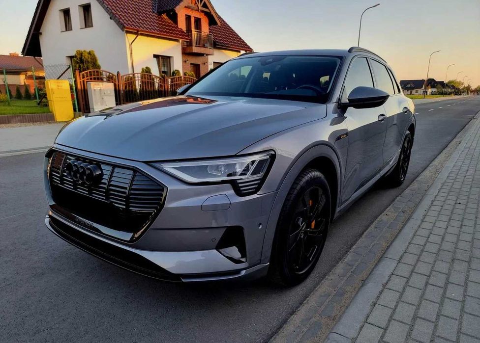 Audi e-tron 2021