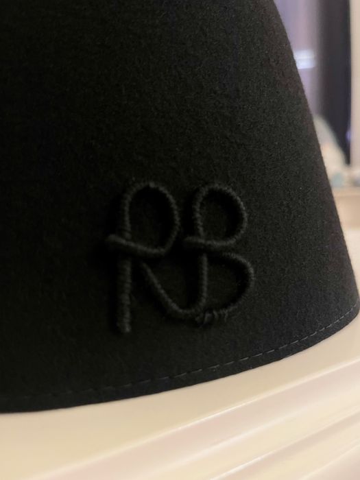 Шляпа в стиле Руслан Багинский