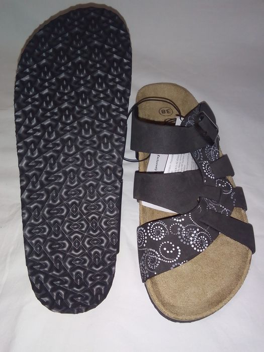 Женские анатомические шлепанцы  Немецкого производителя.