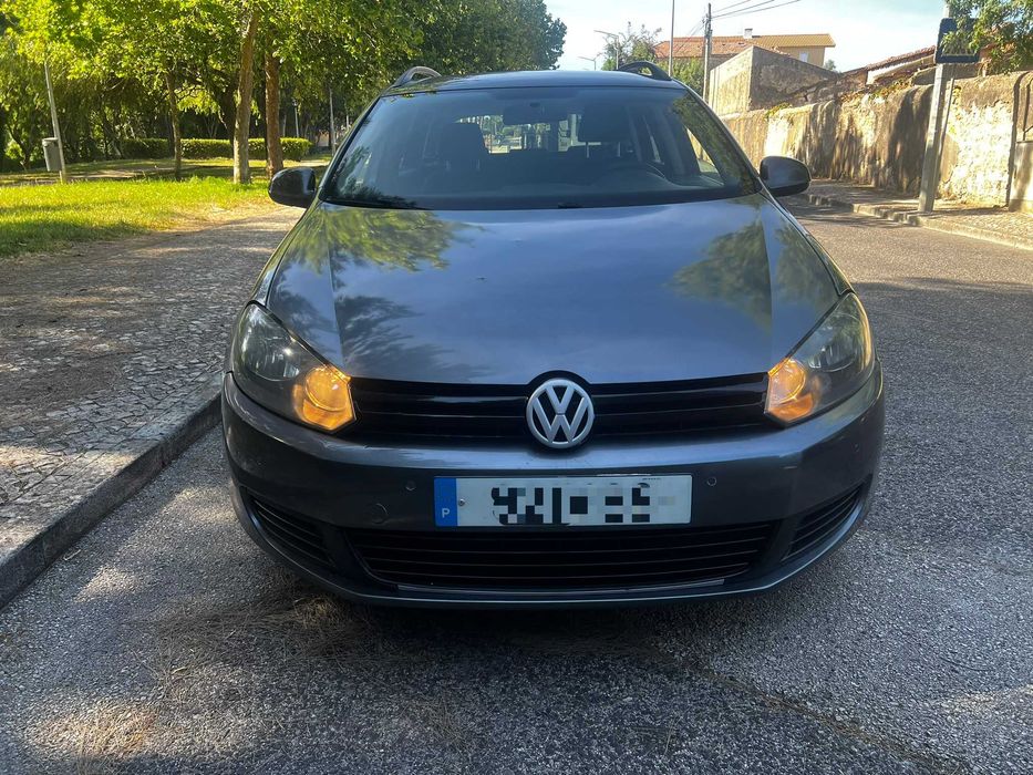 Volkswagen Golf VI 1.6 TDI Confortline (1 Registo) - Excelente Estado Geral
