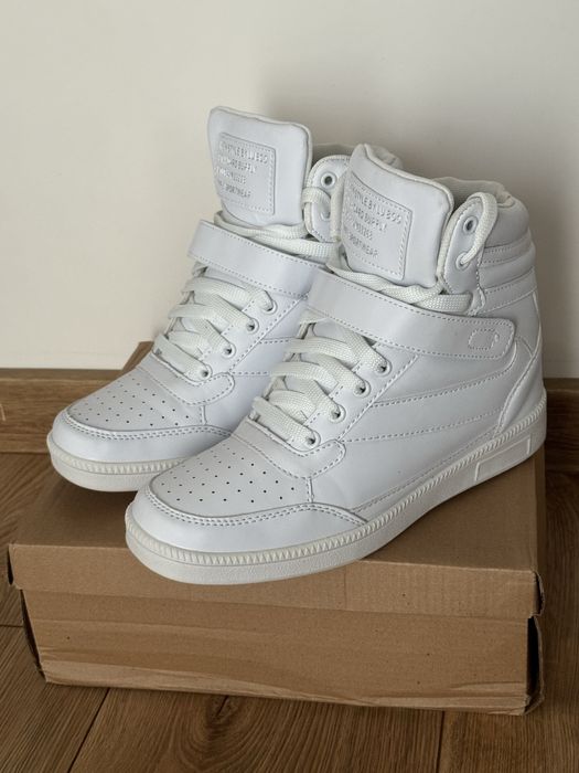 Piekne sneakersy biale