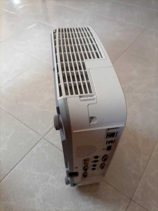 Projetor Profissional NEC 3,000 Lumens (ANSI)