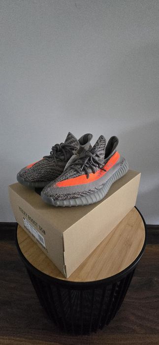 Yeezy 350v2 Beluga reflective
