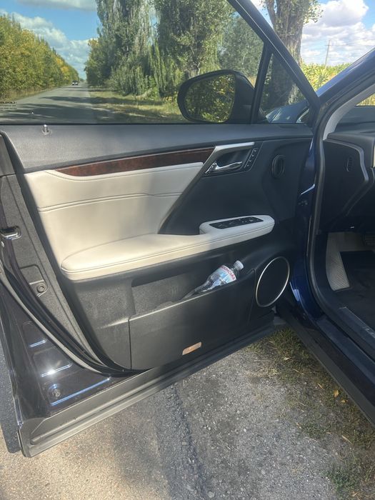 Lexus Rx350.