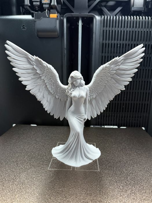 Фігурка Ангела з крилами