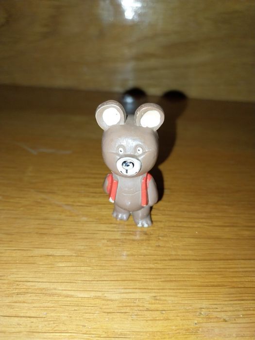 Figura PVC Antiga - Misha