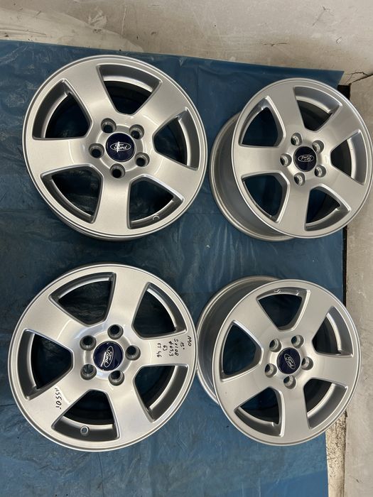 190 Felgi Aluminiowe Ford R 15 5x108 otwór 63,3 NOWE