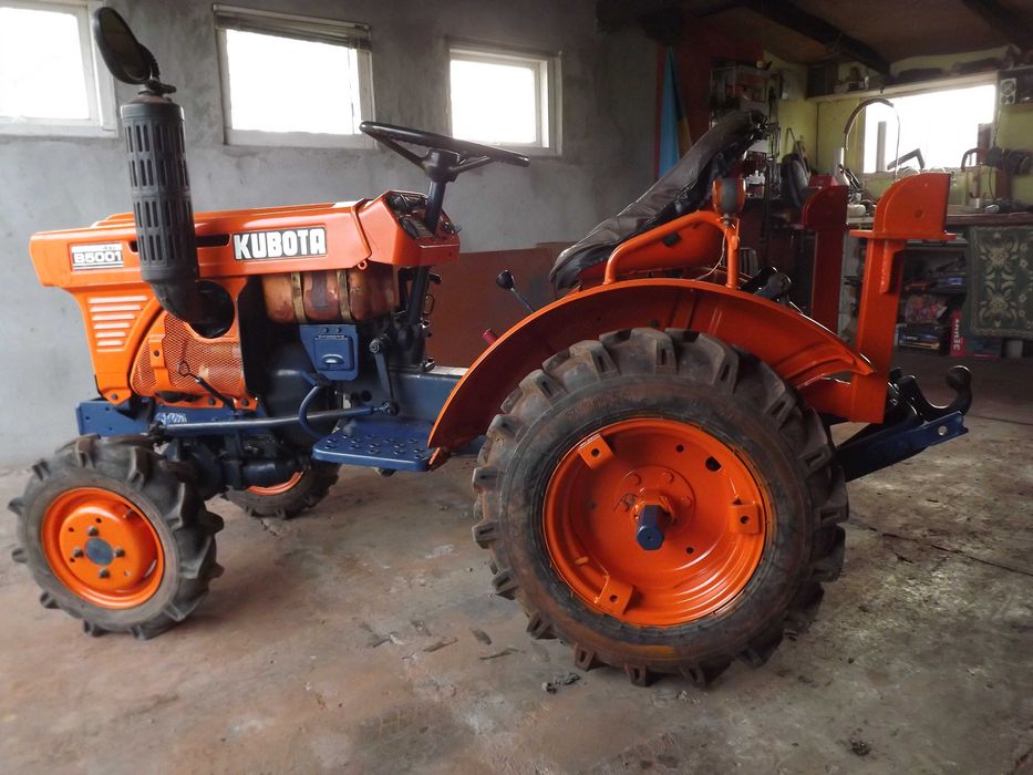 Міні трактор Кубота В5001