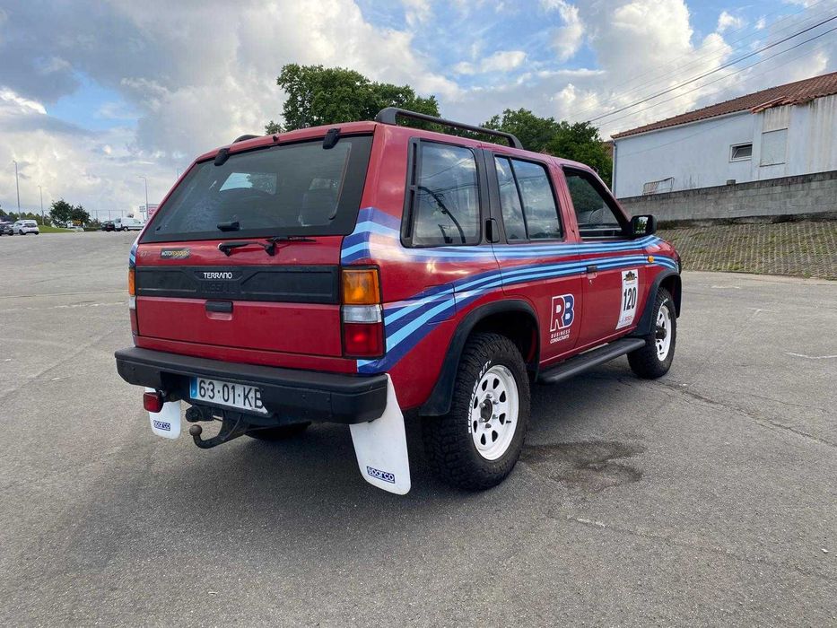 Nissan Terrano 1