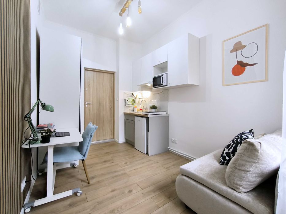 ŚRÓDMIEŚCIE, ul. Armii Krajowej 14, MIKROKAWALERKA, od 1/02