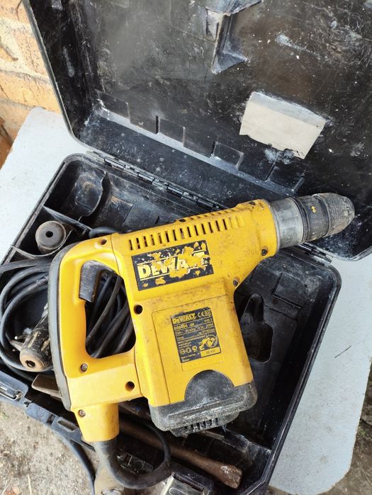 Перфоратор DEWALT, D25404 -QS, комплект