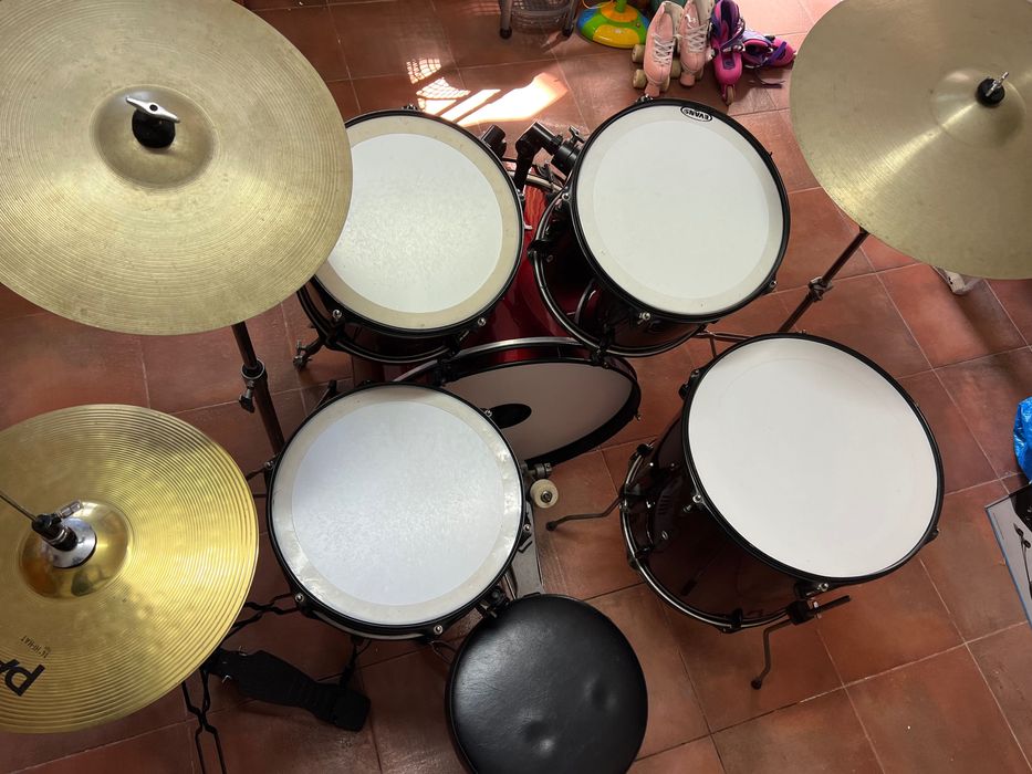 Bateria acústica completa