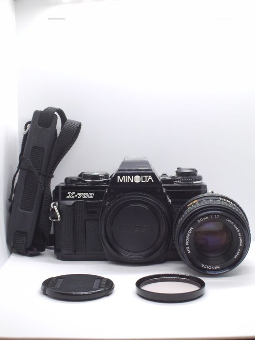 Minolta X-700 + MD Rokkor 50mm f/1.7
