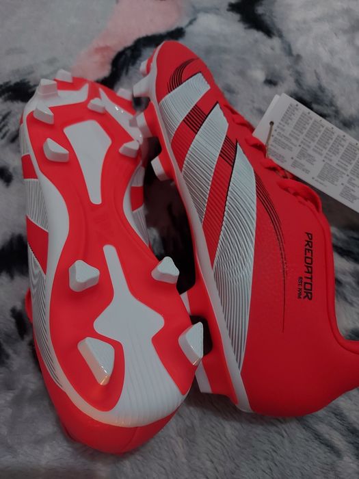 Chuteiras ADIDAS PREDATOR por estrear oficiais 42.5
