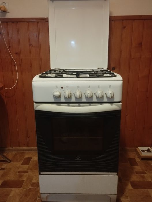 Kuchenka gazowa z konwekcją