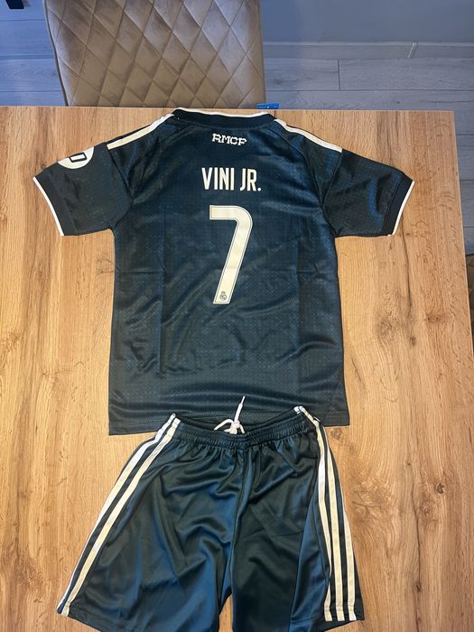 Real Madrid Komplet Dziecięcy Vini Jr 135-145