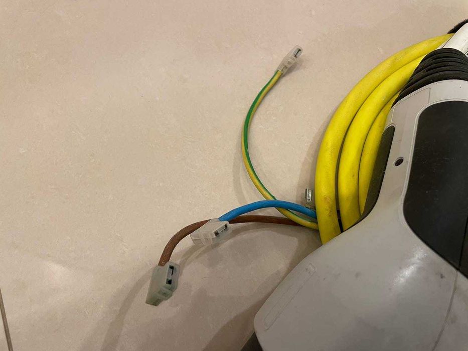 Kabel Ładowarka do aut elektrycznych BMW oryginał Delphi