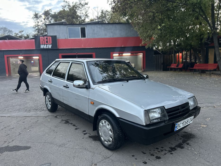 Продам ВАЗ-2109 на полном боевом ходу