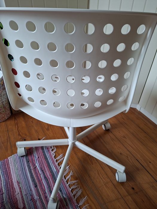 Cadeira giratória IKEA