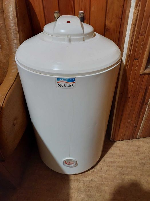 Продам нагревательный бак