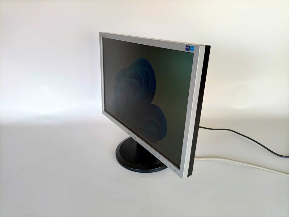 Monitor Samsung 923NW de 19 polegadas