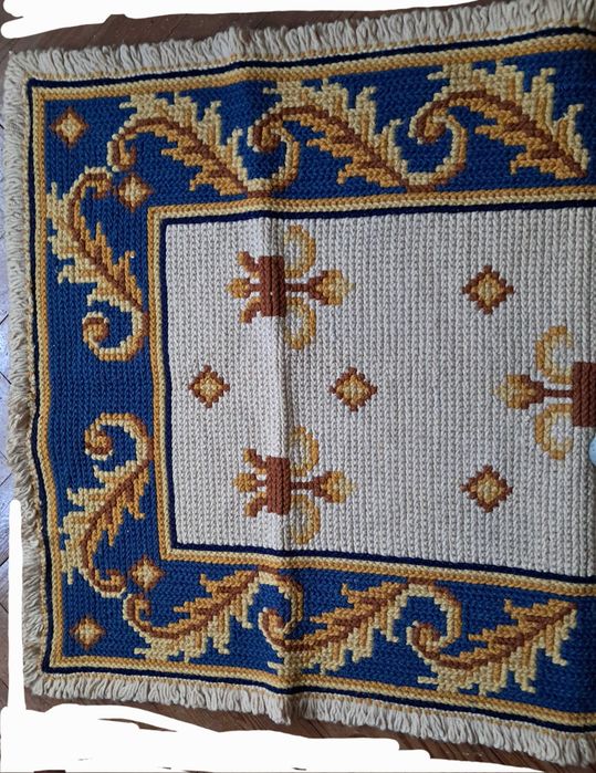 Dois tapete de quarto de arraiolos 3 x 3