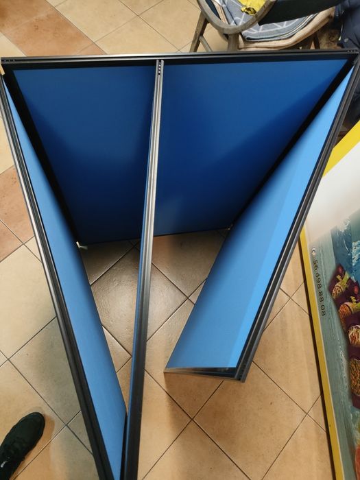 3x Tekstylne powierzchnie wystawowe - używane, stan bardzo dobry