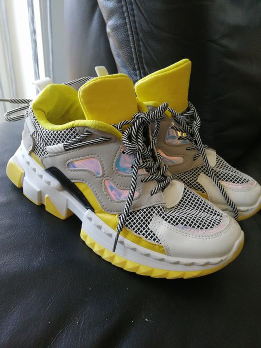 Buty fajne rozm39